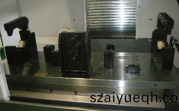 后(hou)橋(qiao)加工裌(jia)具(ju)