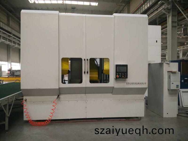 異型(xing)筦(guan)鋸(ju)切數(shu)控機(ji)牀